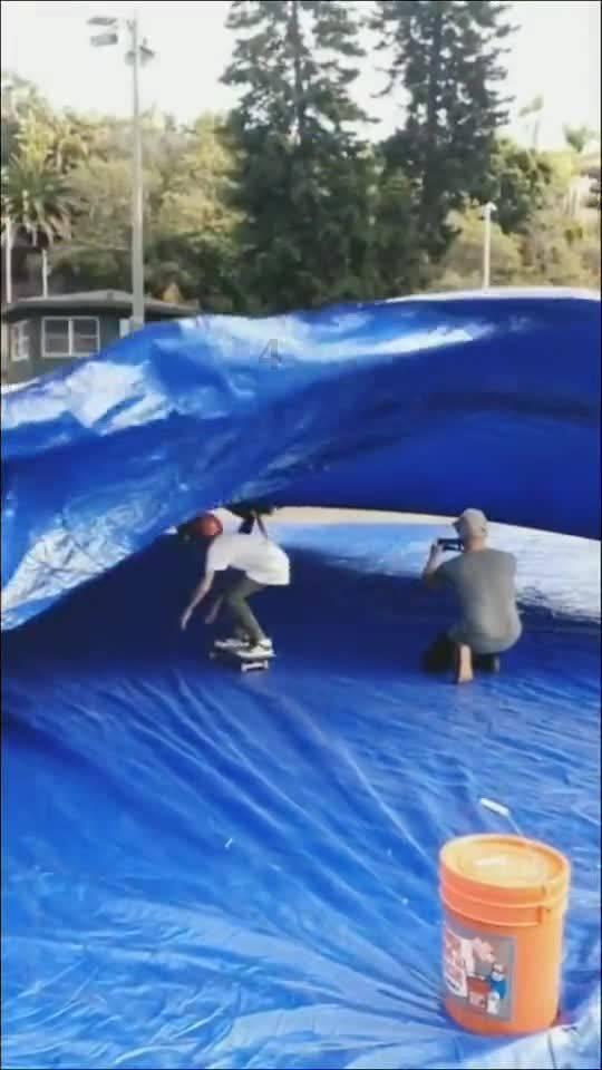 逃出上锁的现代房间6